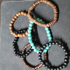 Unisex Multicolor Beaded Bracelet Set